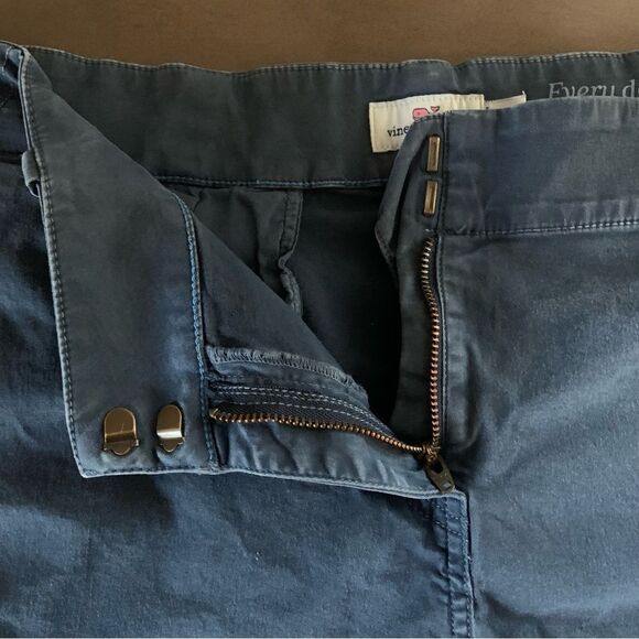 VINEYARD VINES Women’s Chino 3” Shorts Navy Blue Size 14 - Picture 7 of 12